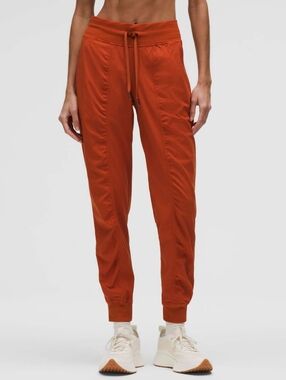 Lululemon Dance Studio Mid Rise Jogger Size 4 - Autumn Ruse